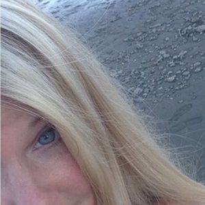 Meet your Posher, Deana